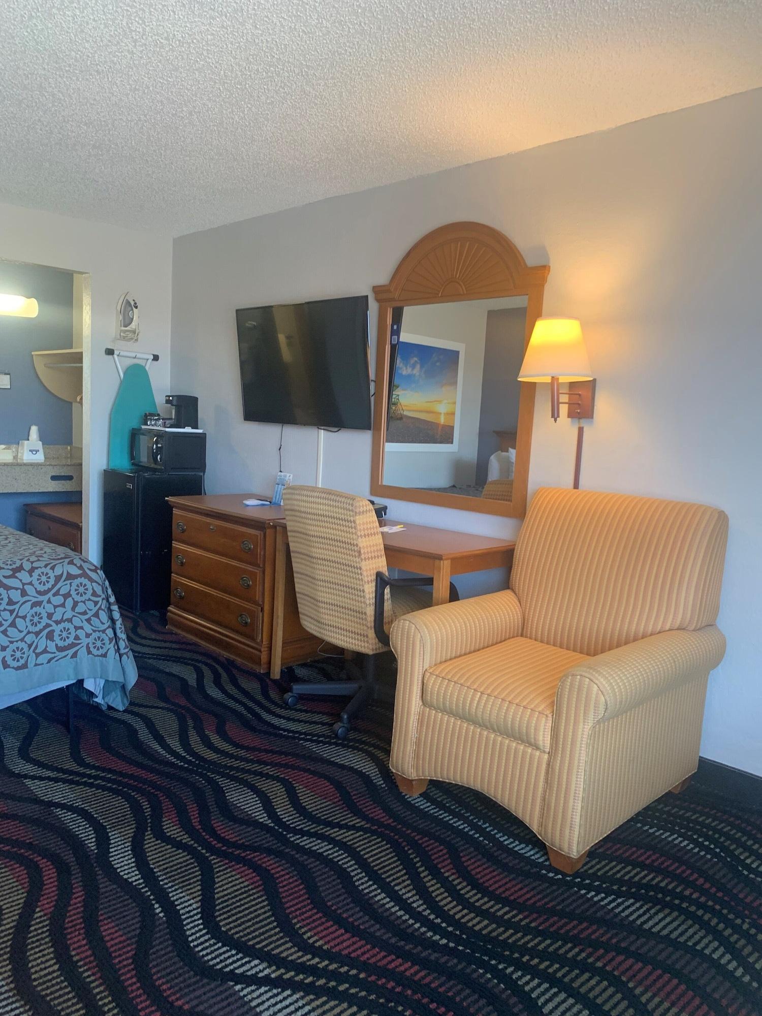 Days Inn By Wyndham Fort Myers Zewnętrze zdjęcie