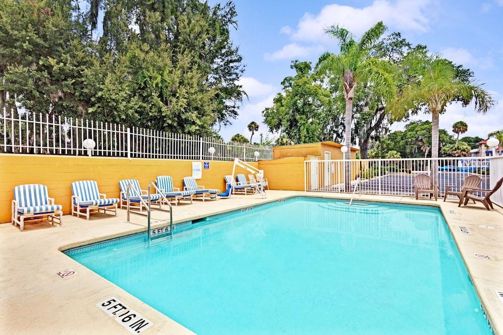Days Inn By Wyndham Fort Myers Zewnętrze zdjęcie