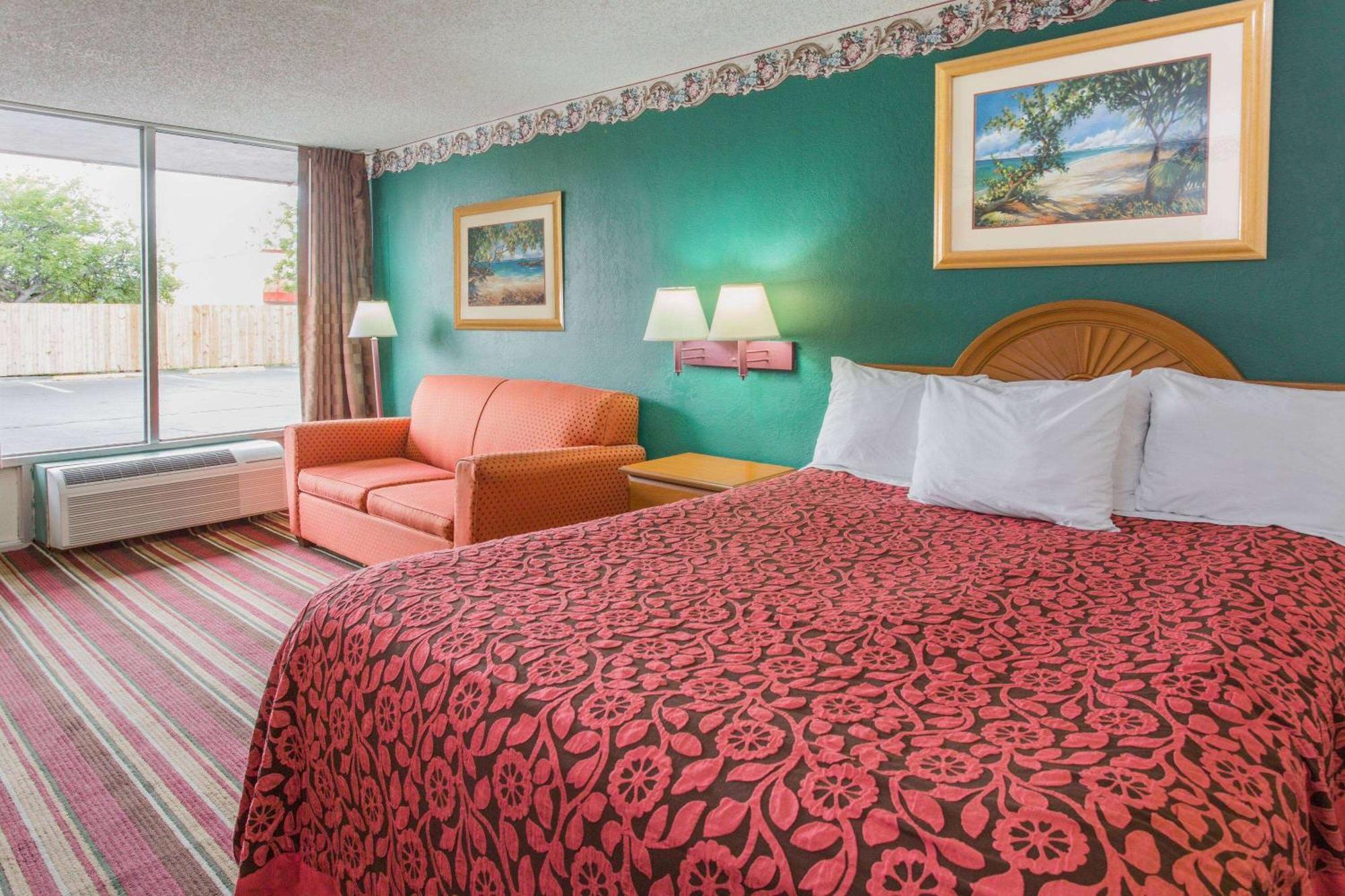 Days Inn By Wyndham Fort Myers Zewnętrze zdjęcie